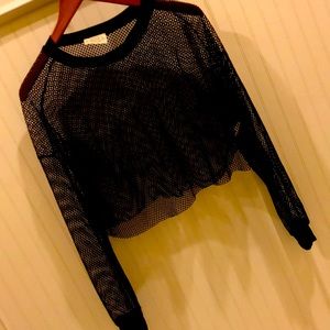 Fishnet crop shirt